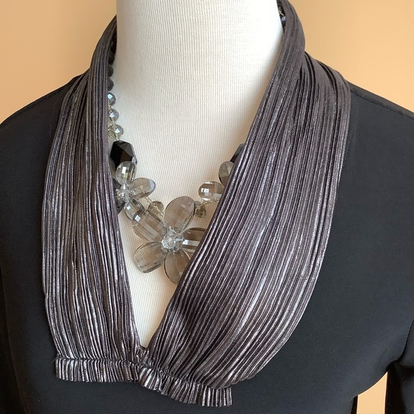 JOSEPH RIBKOFF Metallic Black & Silver Statement Sleeves Top Size 8 - Picture 4 of 13